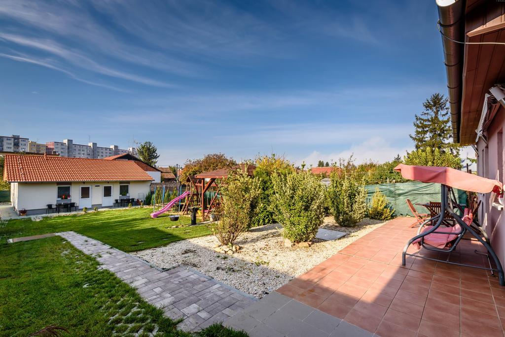 Apartman Bonita Štúrovo Exterior foto